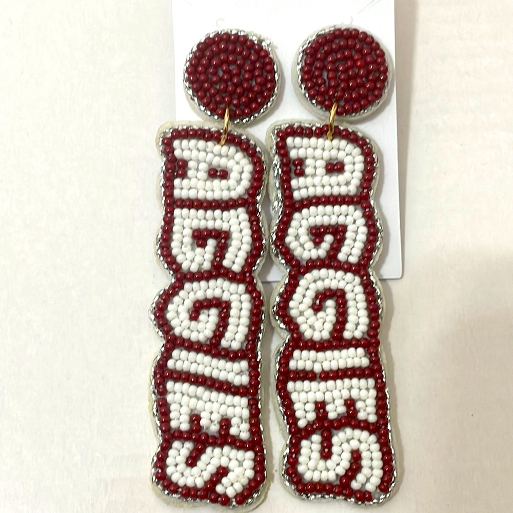 🎉🏈 NEW Texas A&M AGGIES Beaded Game Day Earrings